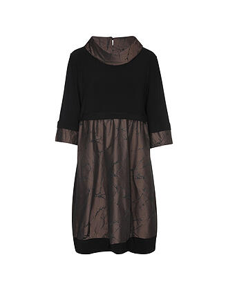 JOSEPH RIBKOFF | Minirobe