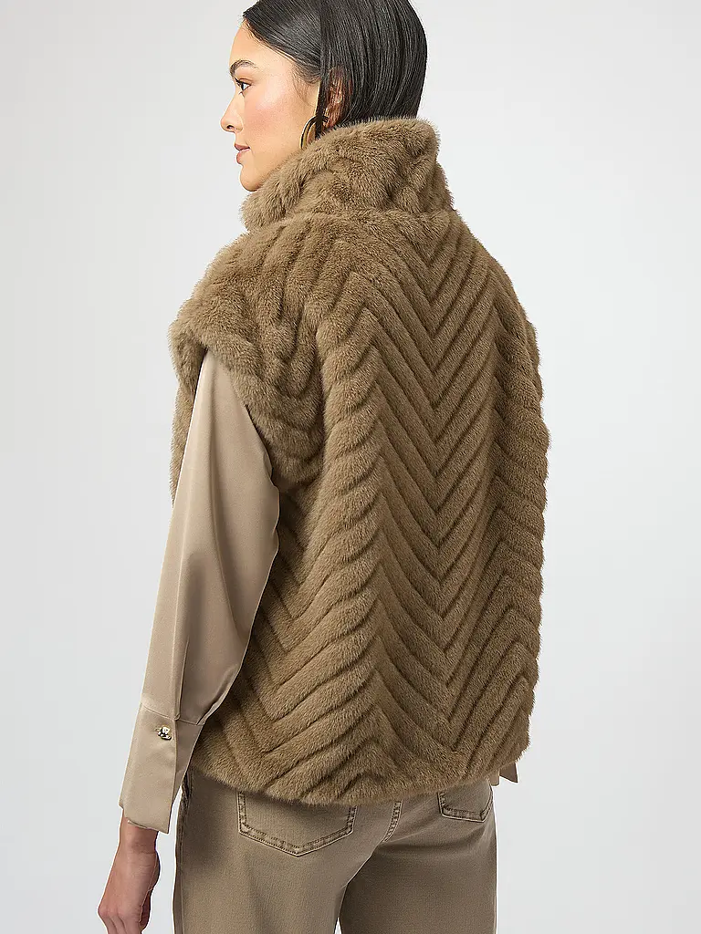 JOSEPH RIBKOFF | Gilet aspect fourrure | 