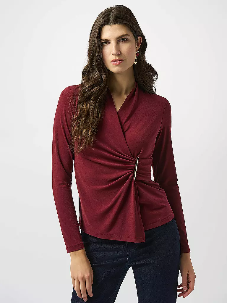 JOSEPH RIBKOFF | Langarmshirt
Marque : JOSEPH RIBKOFF
Couleur : rouge foncé
Catégories : Mode,Femme
Mots-clés : Grandes tailles

Longueur des manches : Manches longues
Encolure : Col en V
Matière : Jersey,Polyester / Polyamide,Stretch
Motif : Uni
Coupe (vêtement d'ex | 