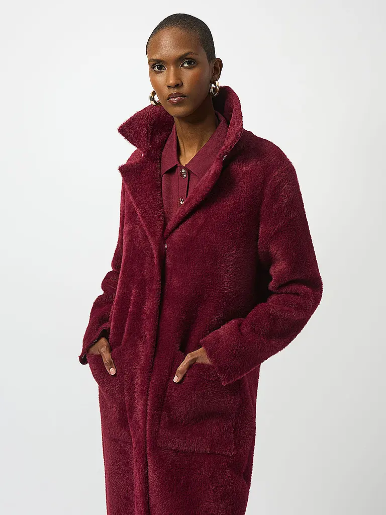 JOSEPH RIBKOFF | Manteau en fausse fourrure | 