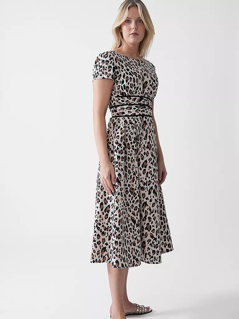 JOSEPH RIBKOFF | Midirobe | 