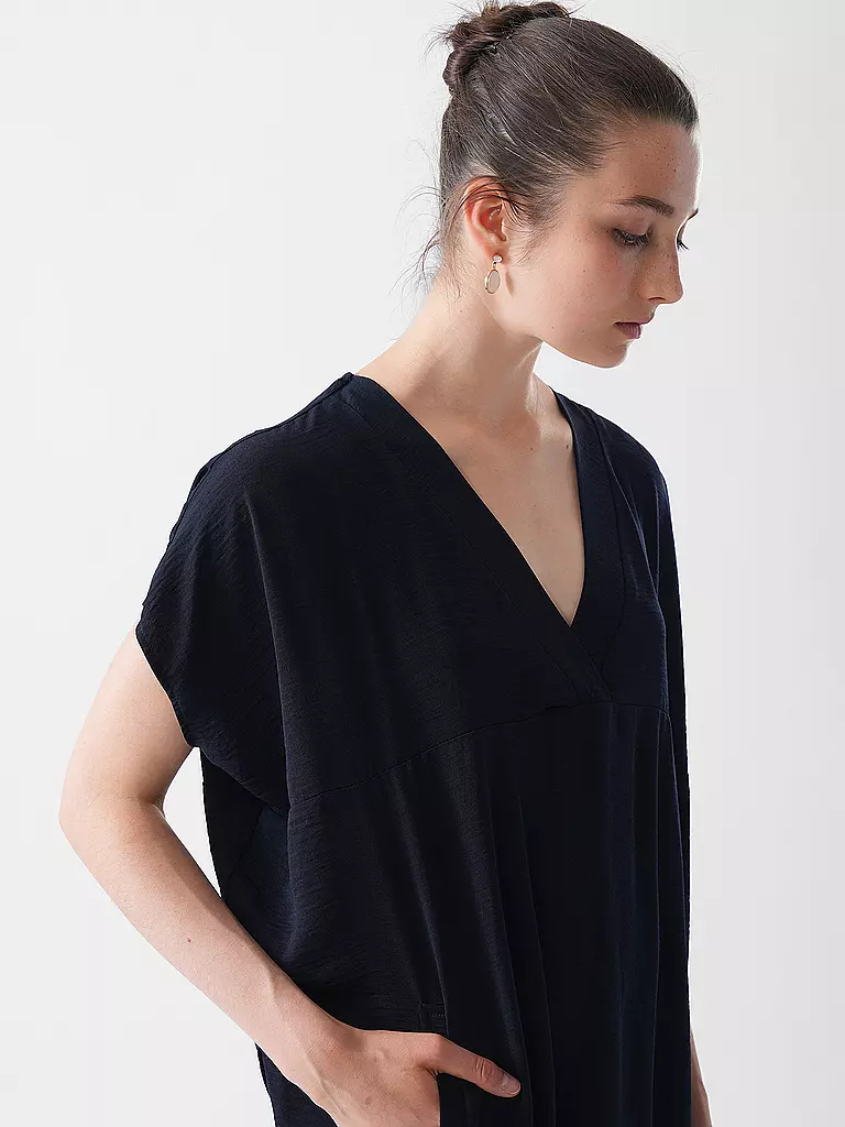 JOSEPH RIBKOFF | Minirobe | 