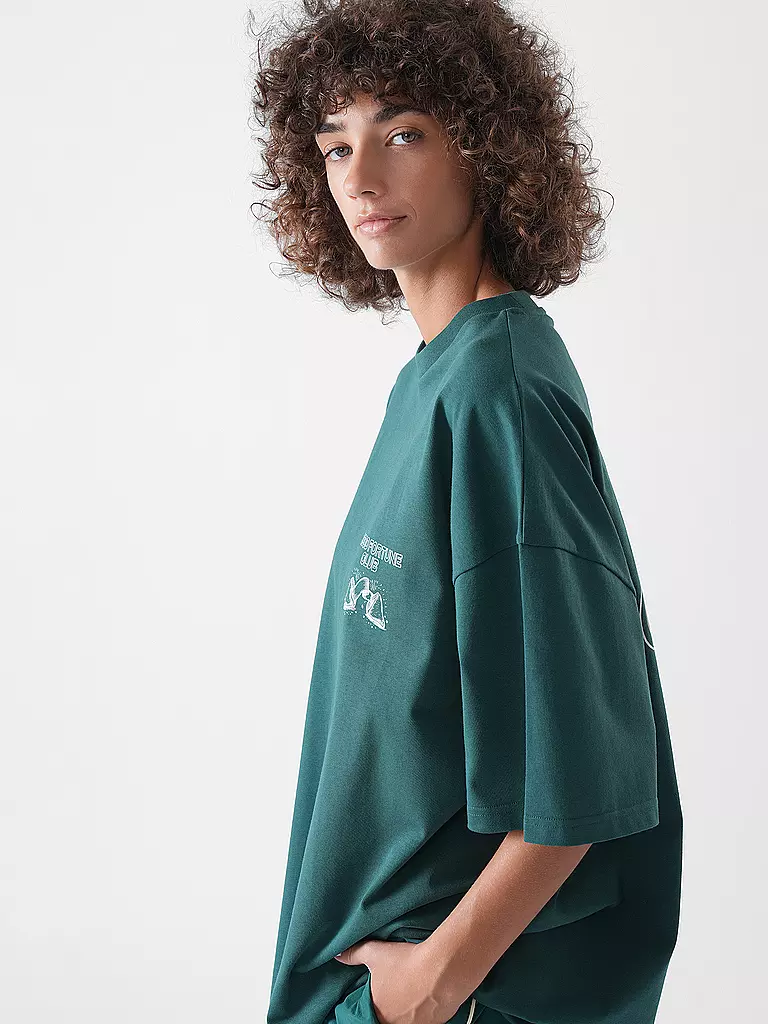 KARO KAUER | T-Shirt Coupe Oversize GOOD FORTUNE | Vert foncé