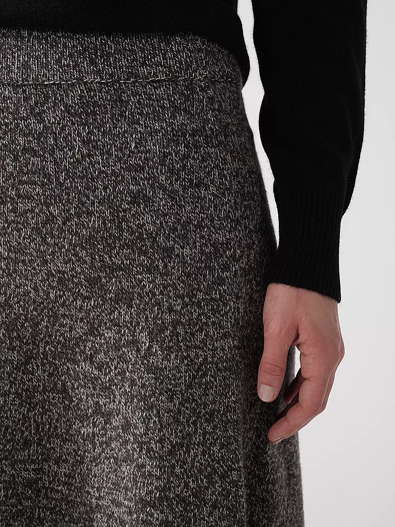 KATESTORM | Pull en cachemire | Noir