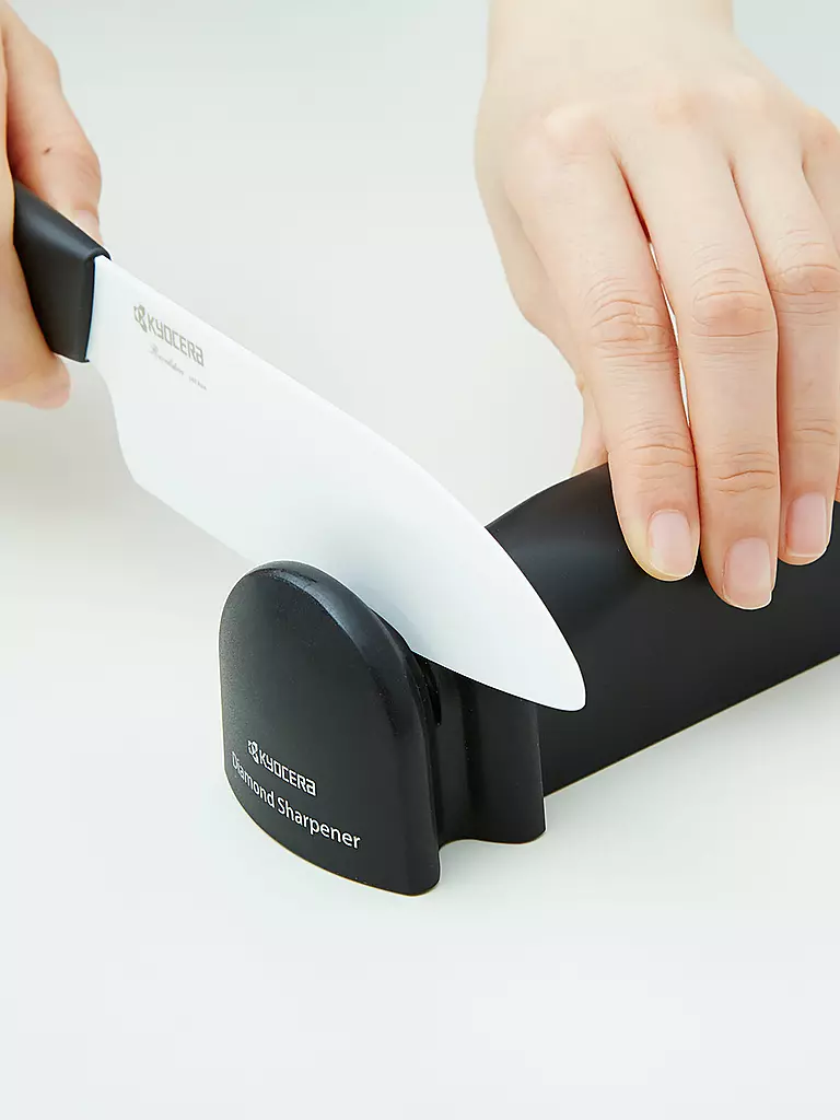 KYOCERA | Aiguiseur de couteaux | Noir