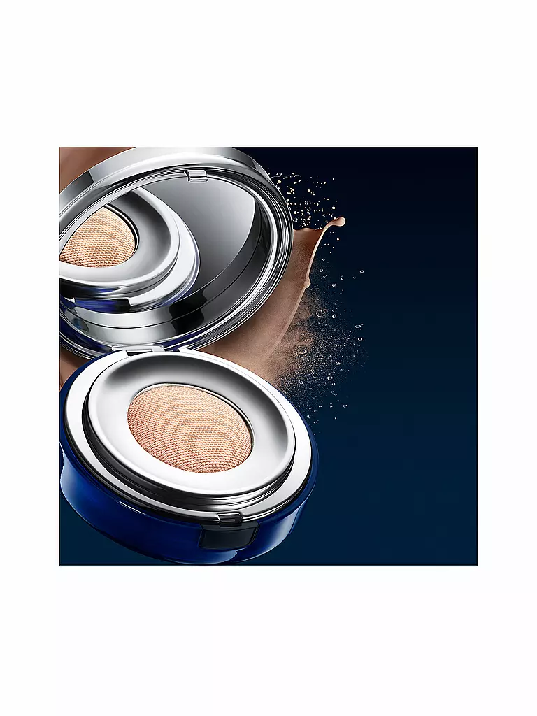 LA PRAIRIE | Skin Caviar Essence in Foundation SPF25 (58 Pure Ivory) | 