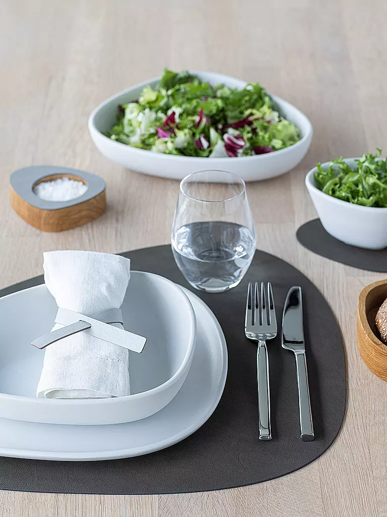 LIND DNA | Set de table ovale en cuir NUPO 37x44cm Caviar |
