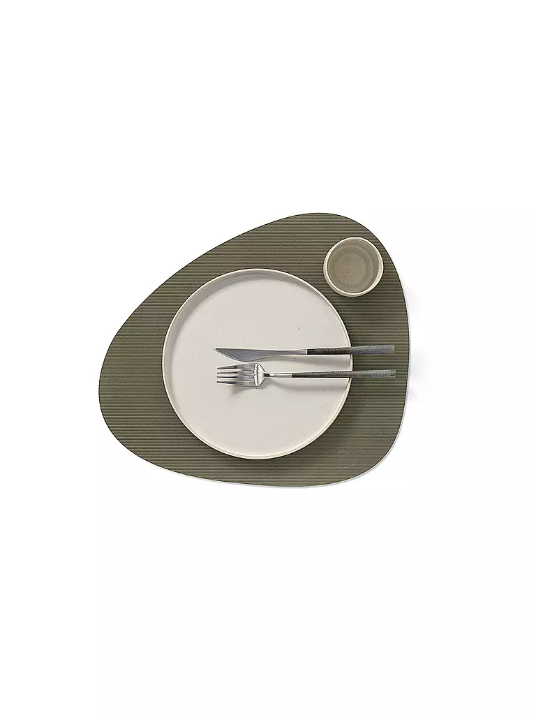 LIND DNA | Tischset 37x44cm CORDUROY OVAL Vert Armée | dunkelgrün