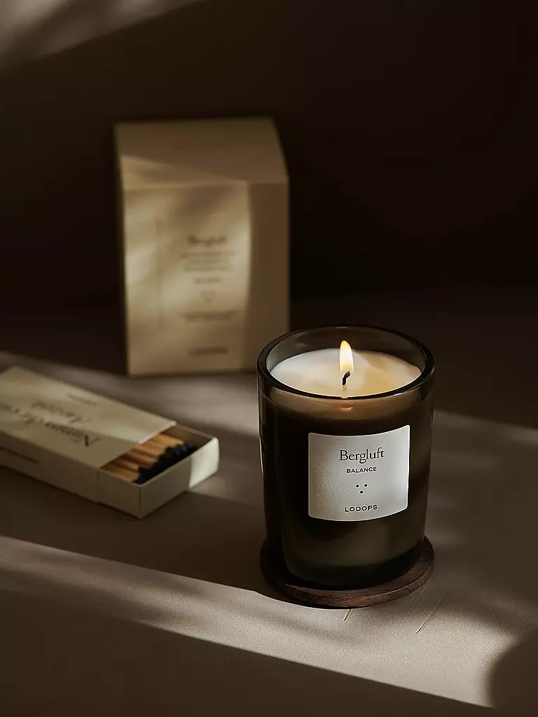 LOOOPS | Bougie parfumée 250g BERGLUFT | dunkelgrün