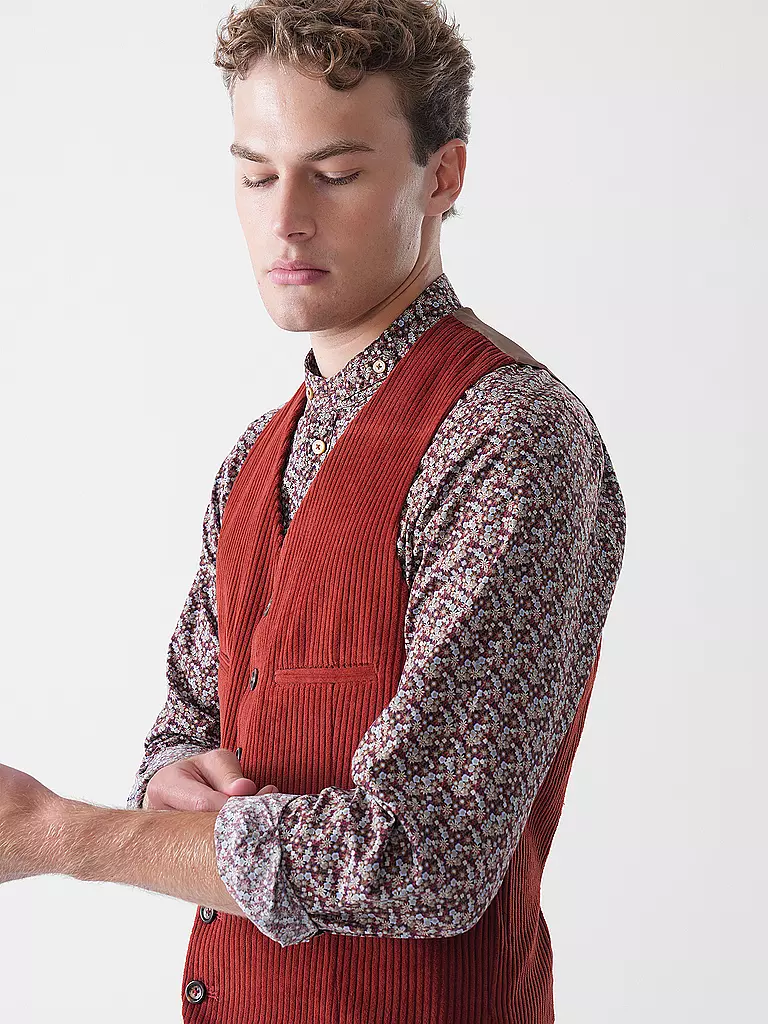 LUIS TRENKER | Gilet traditionnel LUSEBASTIAN | Rouge