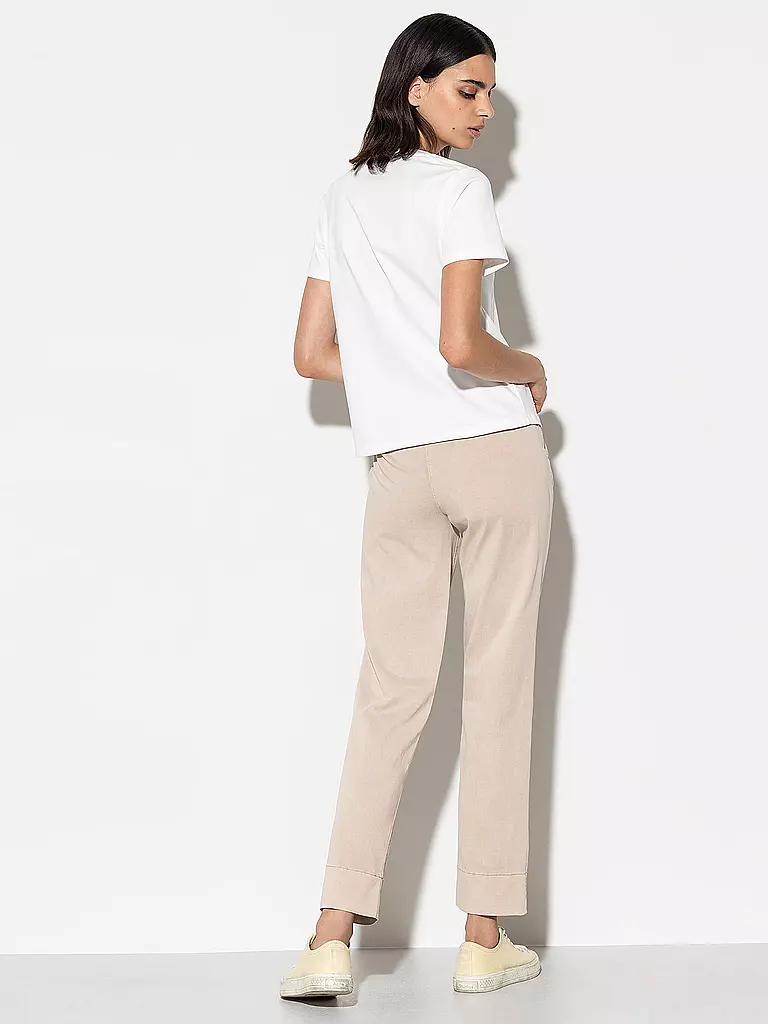 LUISA CERANO | Chino | 