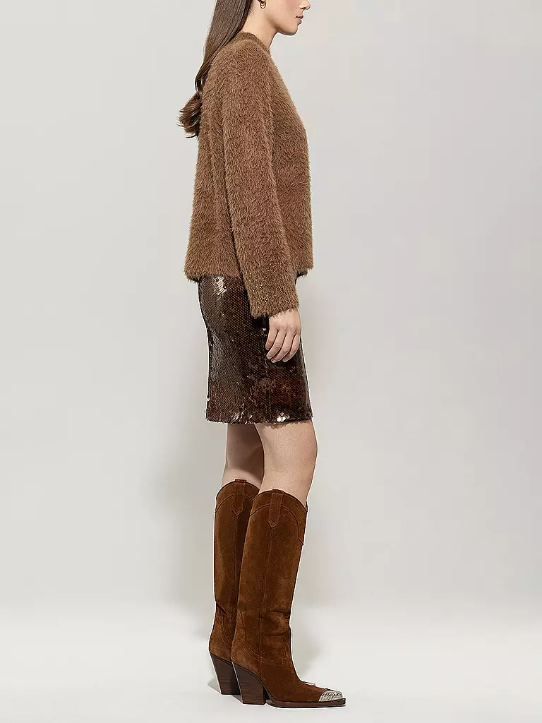 LUISA CERANO | Pull | 