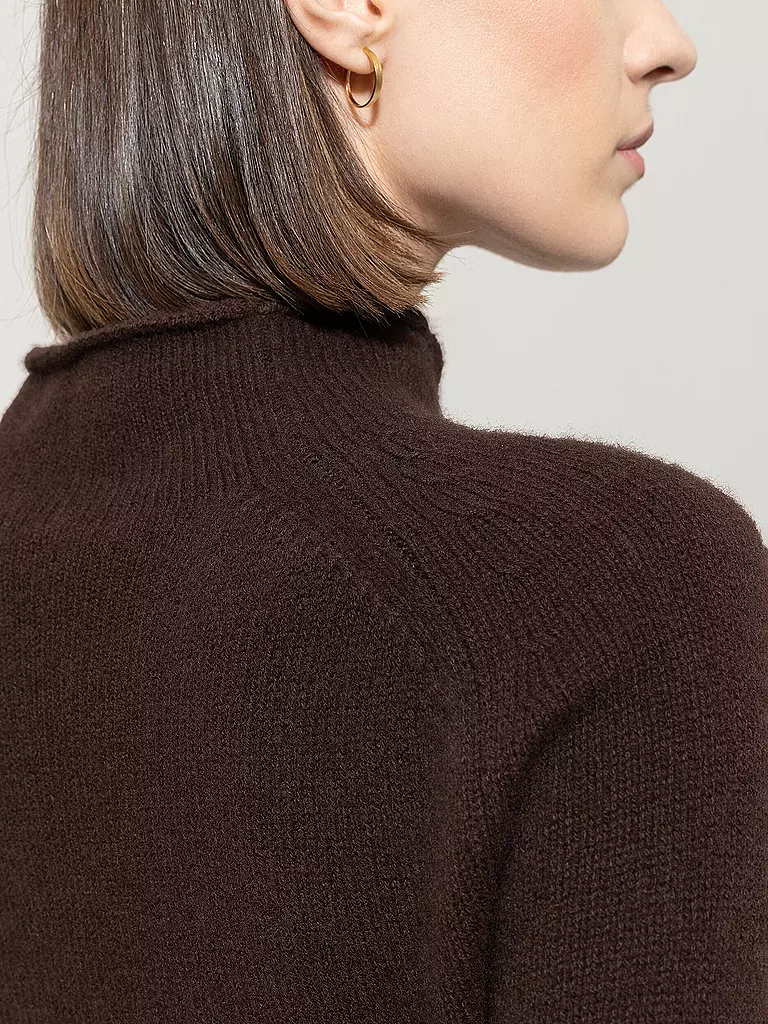 LUISA CERANO | Pull | 
