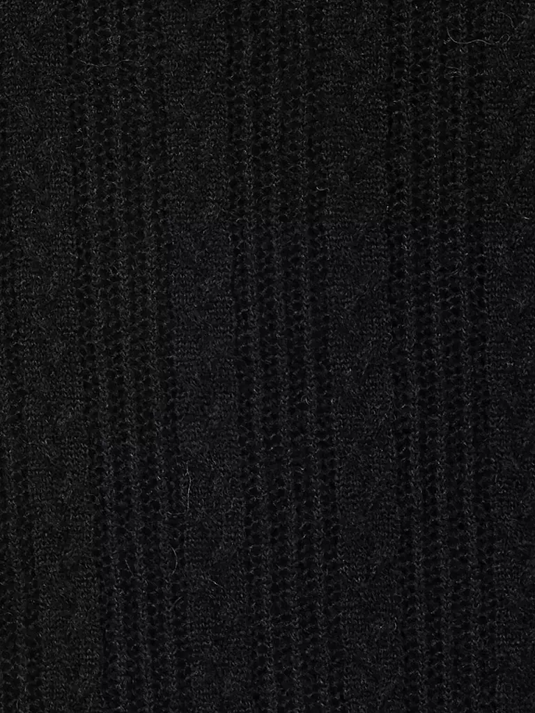 LUISA CERANO | Pull | 