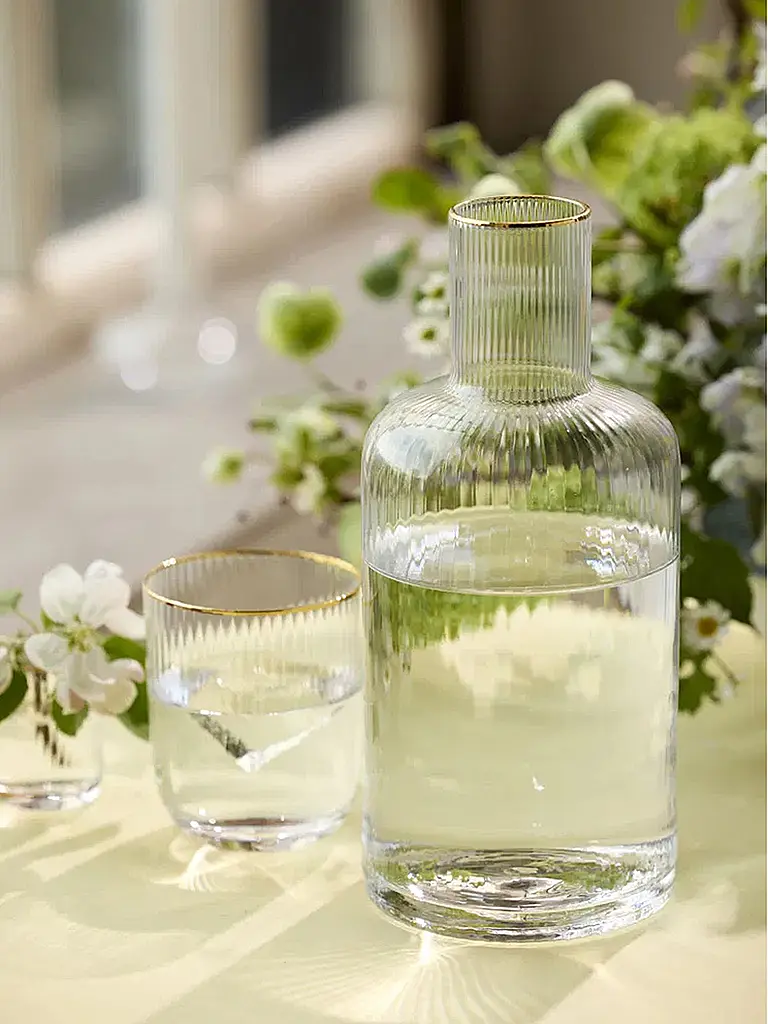 LYNGBY GLAS | Nom du produit: Carafe avec bordure dorée 1,5l PALERMO | 