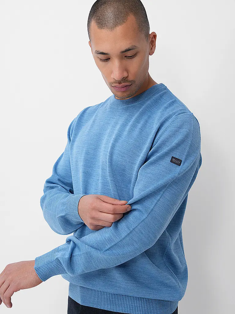 MAERZ | Pull | hellblau