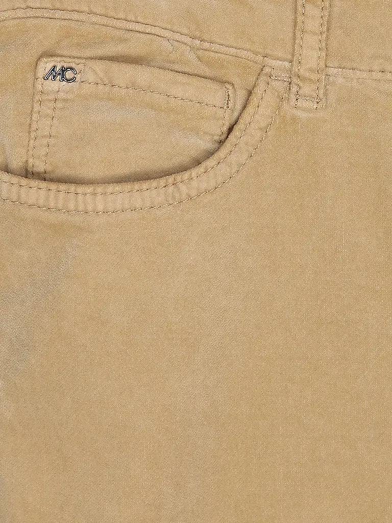 MARC CAIN | Nom du produit : Pantalon SILEA
Marque : MARC CAIN
Couleur : marron clair
Catégories : Mode, Femme

Matière : Coton, Stretch
Motif : Uni
Longueur (Pantalons/Jeans) : Longueur normale
Style : Glamour
Hauteur de la taille : Taille moyenne
Détails : Poche | 