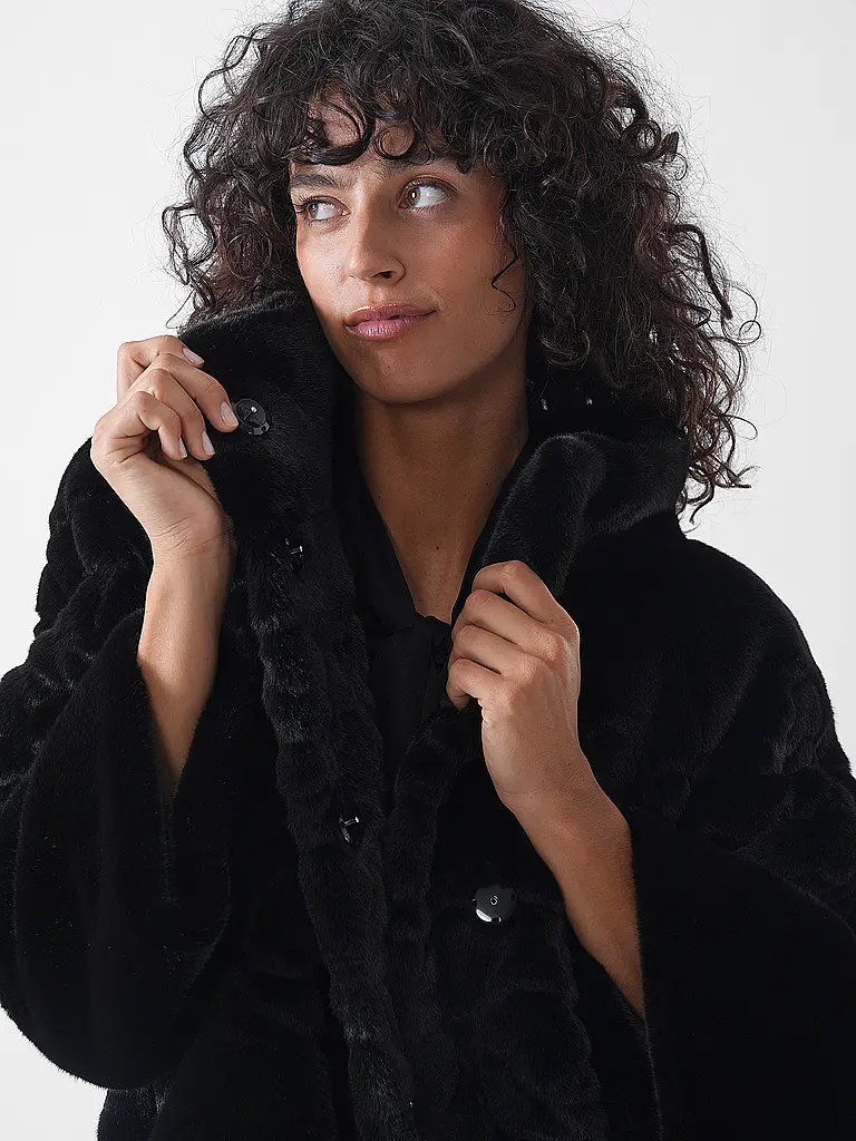 MARC CAIN | Veste aspect fourrure | schwarz