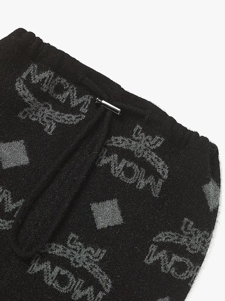 MCM | Nom du produit: Écharpe tube
Marque: MCM
Couleur: noir
Catégories: Mode,Femme

Matériel: Laine
Motif: Imprimé,Logo
Style: Tendance | Noir