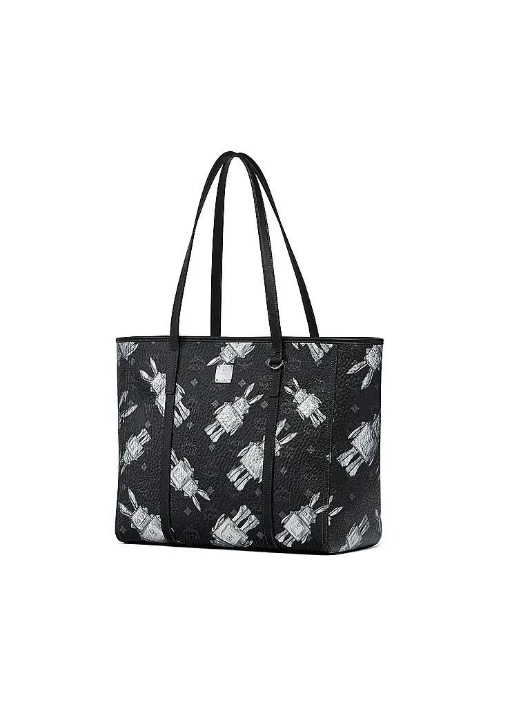 MCM | Nom du produit : Sac - Shopper TONI
Marque : MCM
Couleur : noir
Catégories : Mode, Femme

Matière : Toile
Motif : Logo
Style : Tendance
Détails : Détails en cuir | Noir