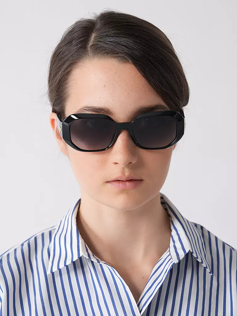 MICHAEL KORS | Lunettes de soleil 0MK2240U/54
Marque: MICHAEL KORS
Couleur: noir
Catégories: Mode,Femme

Matériau: Plastique | Noir