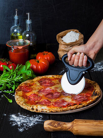 MICROPLANE | Coupe-pizza Noir