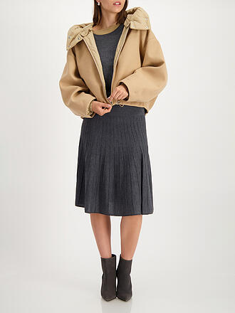 MONARI | Veste