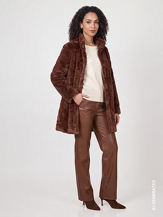 MONARI | Manteau aspect fourrure