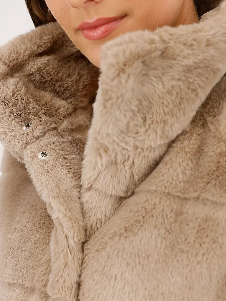 MONARI | Gilet en fausse fourrure | 