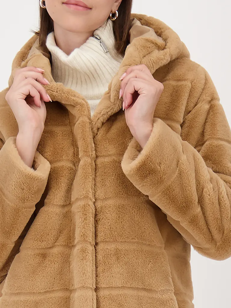 MONARI | Manteau en fausse fourrure | 