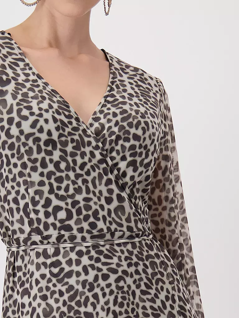 MONARI | Maxi-robe | 