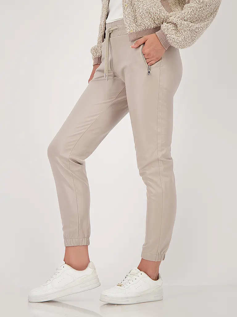 MONARI | Pantalon aspect cuir | 