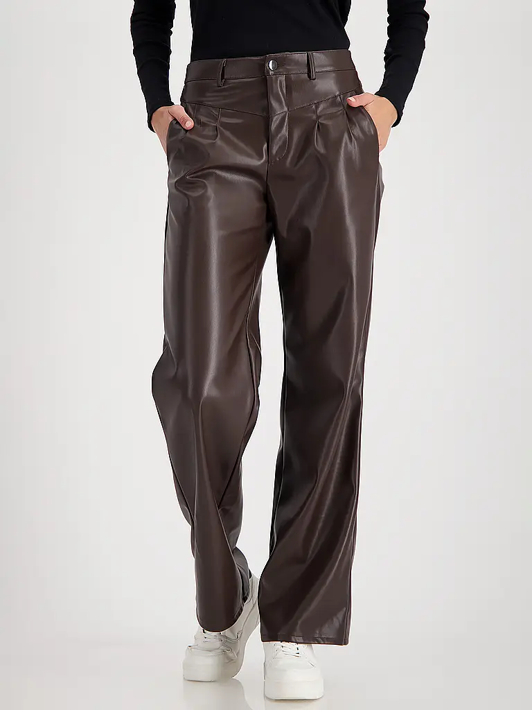 MONARI | Pantalon large aspect cuir | 