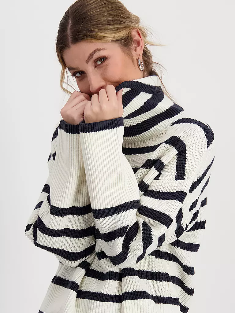 MONARI | Pull à col roulé | Crème