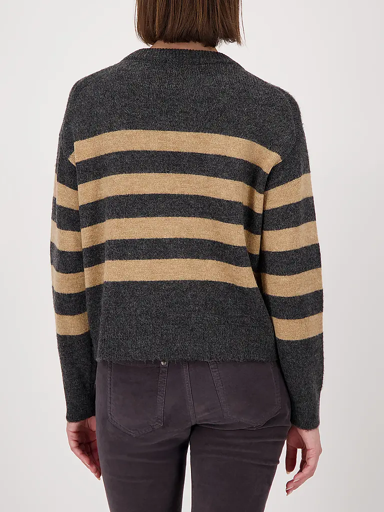 MONARI | Pull | 