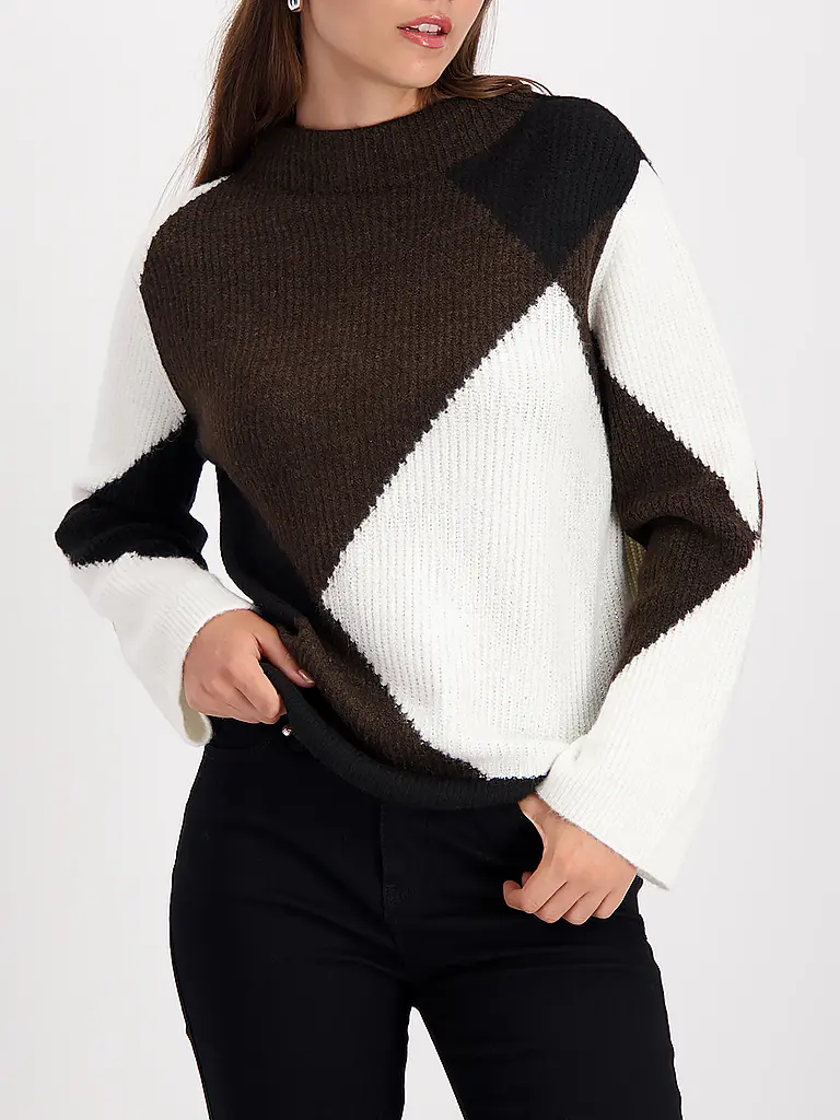 MONARI | Pull | 