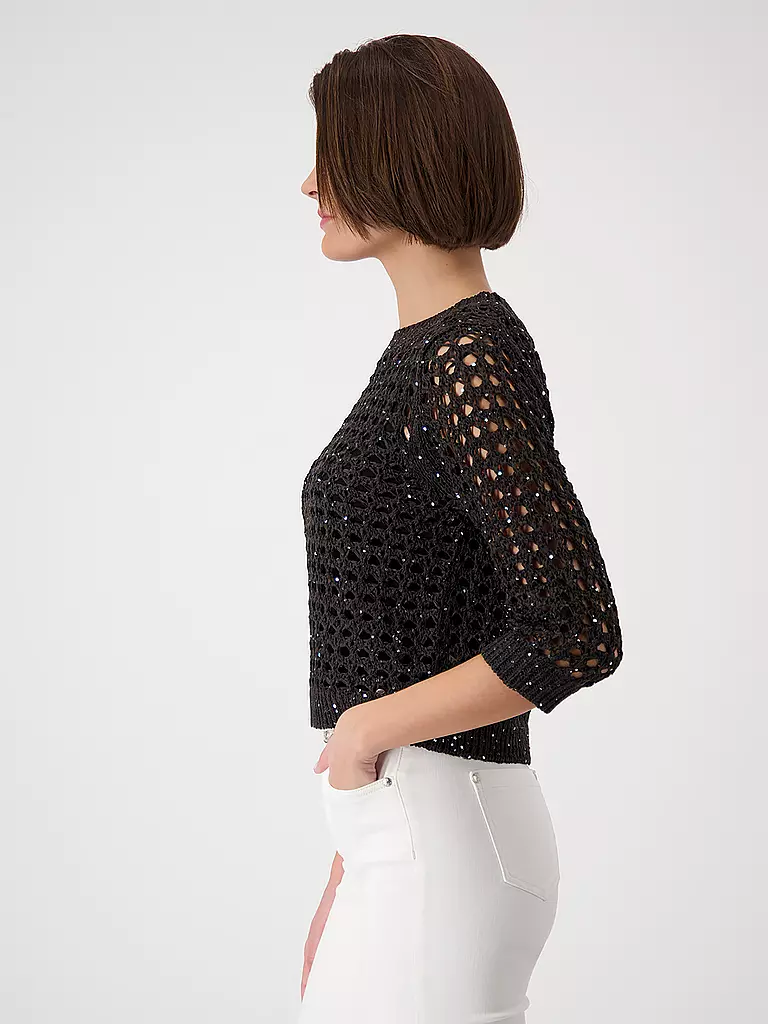 MONARI | Pull | 