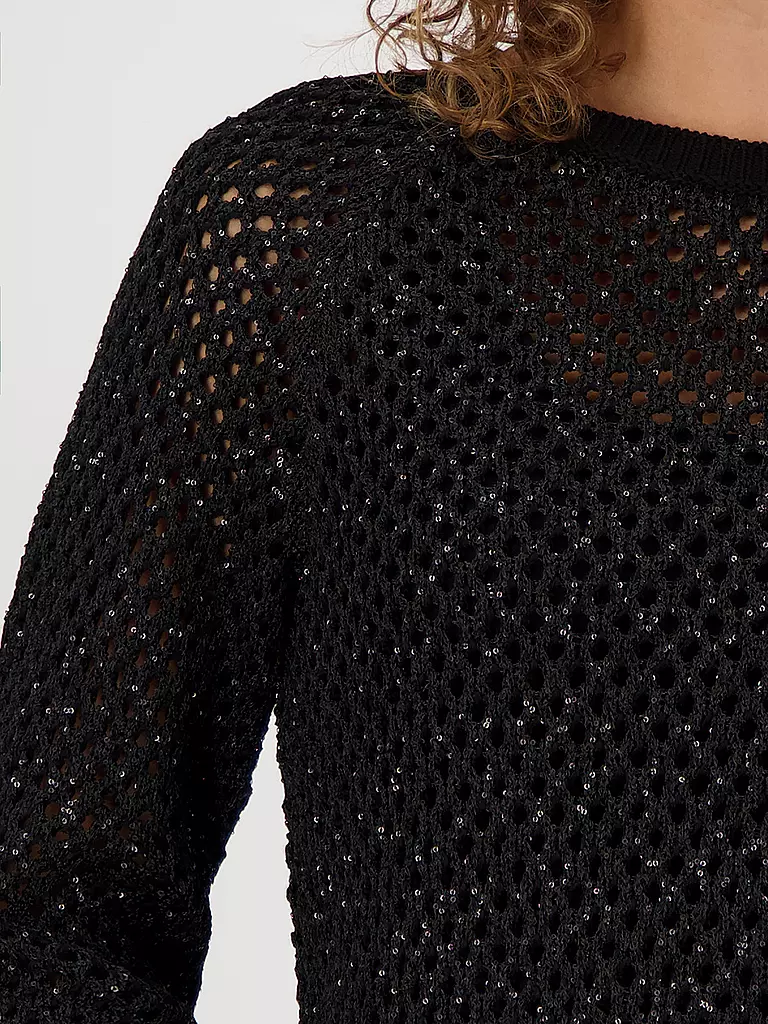 MONARI | Pull | 