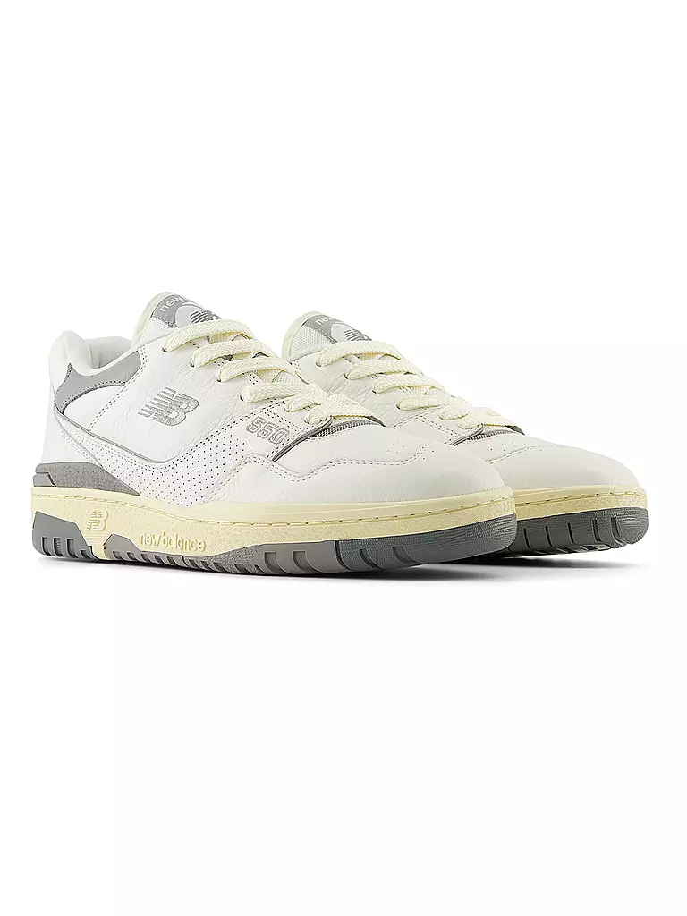 NEW BALANCE | Sneaker BB550
Marque : NEW BALANCE
Couleur : gris
Catégories : Mode, Homme

Matériau : Cuir, Textile
Motif : Logo
Style : Young Fashion, Casual
Hauteur du talon : Talon plat | 