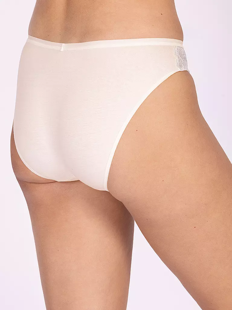 NINA VON C | Slip en dentelle champagne | 
