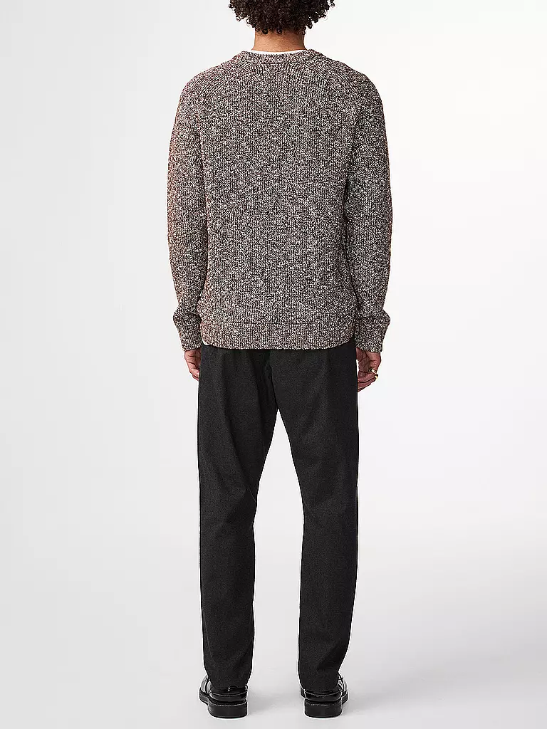 NN.07 | Pull JACOBO BOUCLE | 