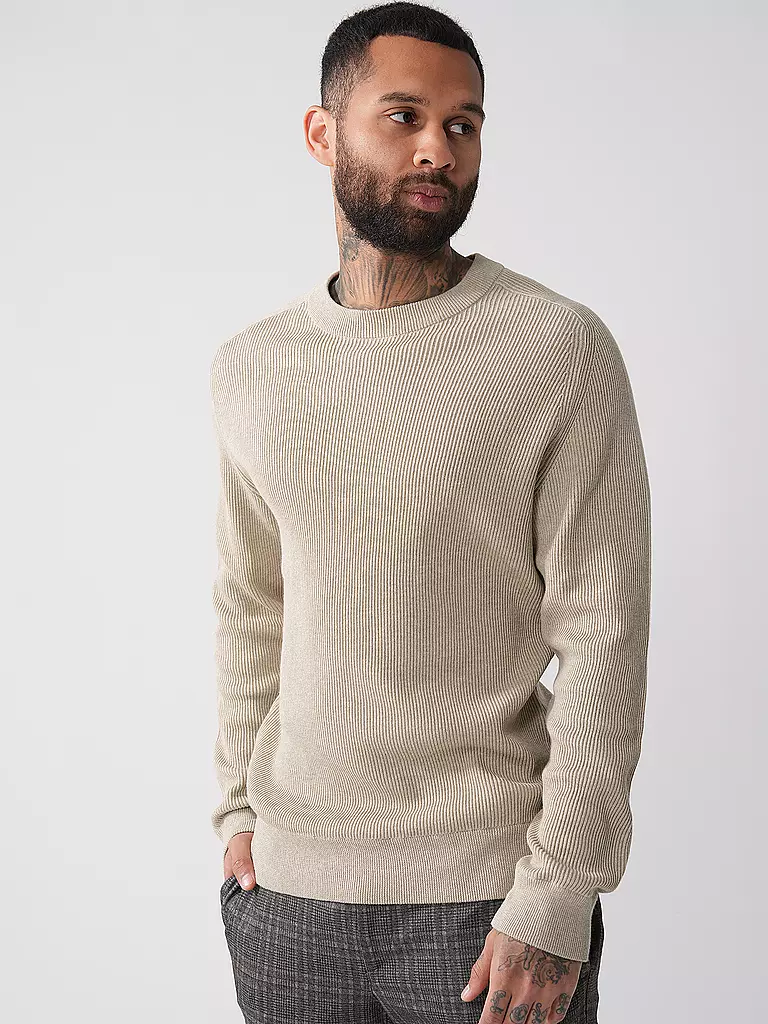 NN.07 | Pull KEVIN | beige