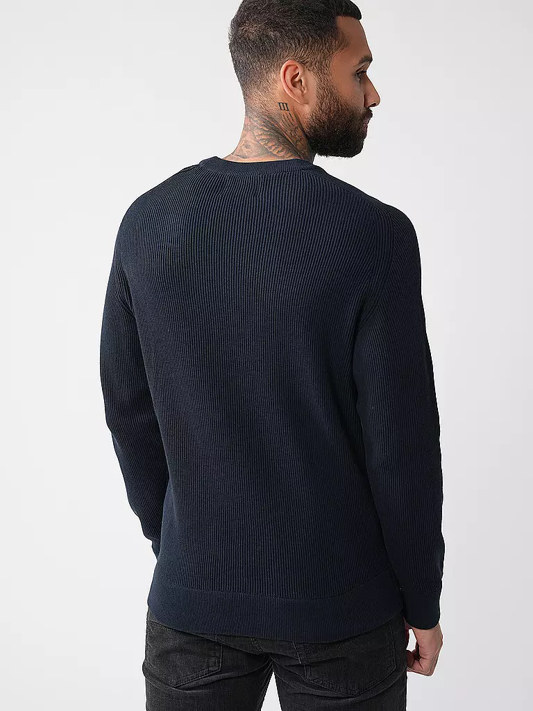 NN.07 | Pull KEVIN | 