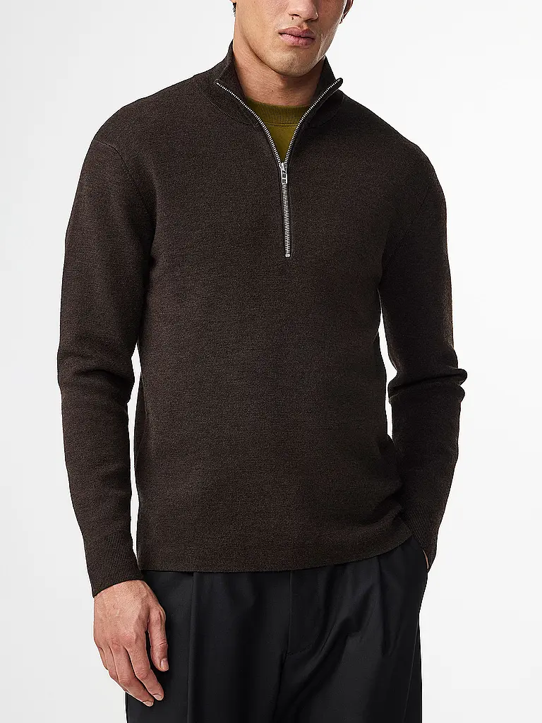 NN.07 | Pull Troyer | 