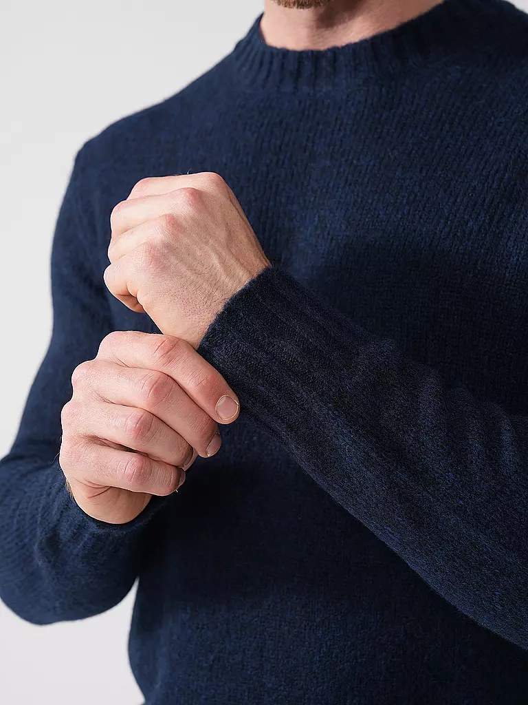 NN.07 | Pullover LEE | 