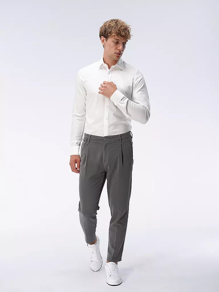 OLYMP LEVEL FIVE | Chemise Body Fit Manches Extra Longues | creme