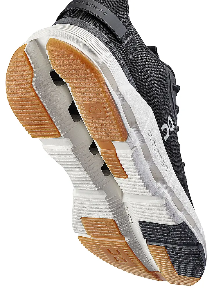 ON | Sneaker CLOUDNOVA FORM 2 | Noir