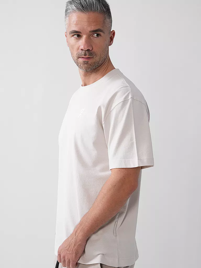 ON | T-Shirt CLUB T | Beige