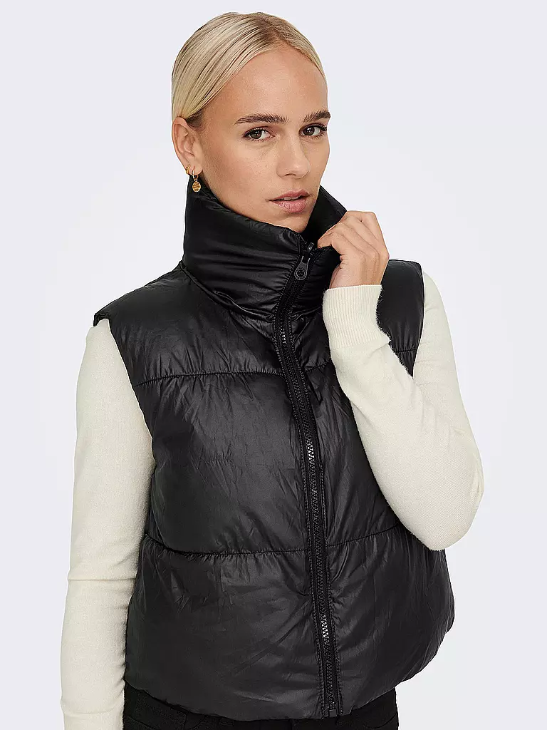 ONLY | Wendesteppgilet Cropped Fit ONLRICKY  | Noir
