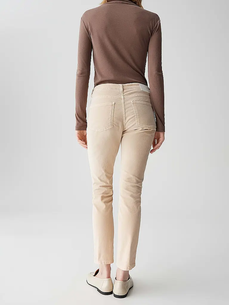 OPUS | Hose ELMA COZY
Marque : OPUS
Couleur : beige
Catégories : Mode,Femme
Matière : Coton,Stretch
Motif : Uni
Longueur (pantalons/jeans) : Longueur normale
Style : Pure
Hauteur de la taille : Taille moyenne
Détails : Poches latérales |